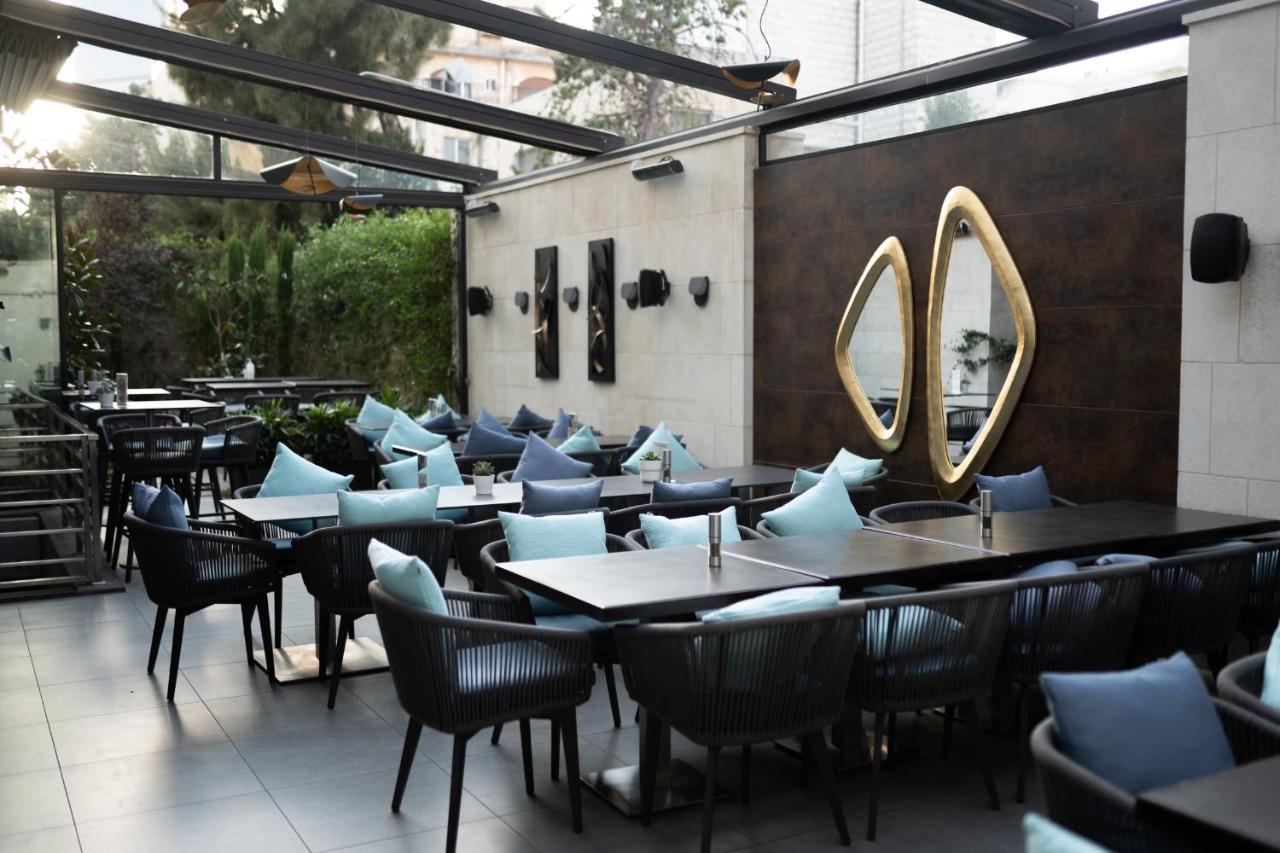The Compass Hotel Amman Exterior photo