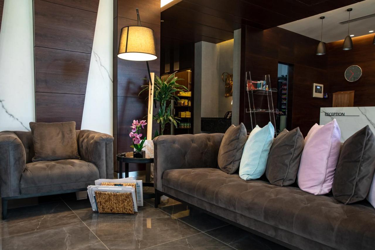 The Compass Hotel Amman Exterior photo